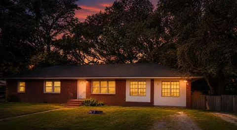 2446 Cherokee Hall Ln, Charleston, SC 29414