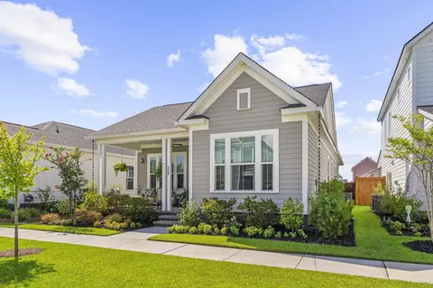 321 Eclipse St, Summerville, SC 29486