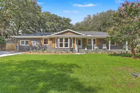 1773 Huntington Dr, Charleston, SC 29407