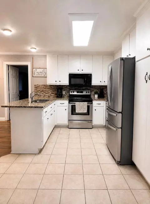 463 Black Snake Rd, Easley, SC 29640 photo 4