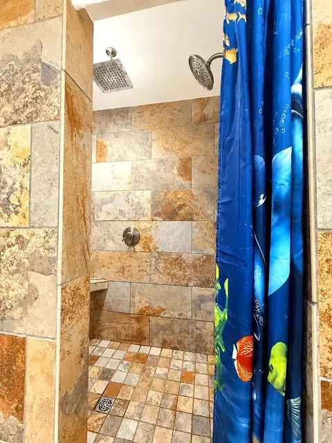 463 Black Snake Rd, Easley, SC 29640 photo 8