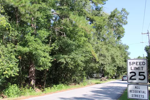 9122 State Rd S-10-1224, North Charleston, SC 29406