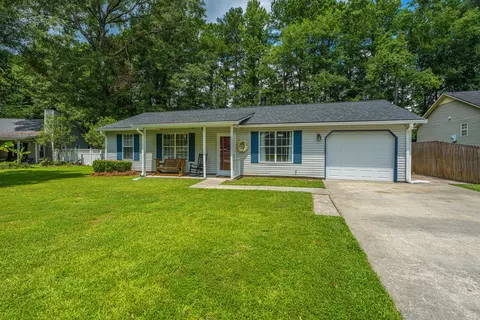 106 Jigsaw Rd, Summerville, SC 29485