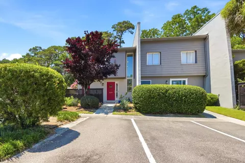 1001 Ventura Pl, Mount Pleasant, SC 29464