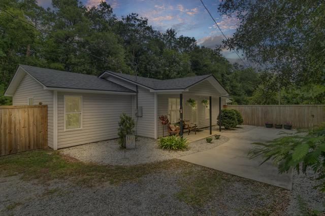 127 United Ln, Ridgeville, SC 29472