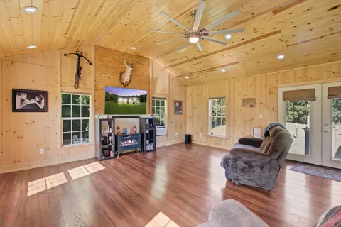 Living - 120 Godfrey Ln, Moncks Corner, SC 29461 photo 2 of 2