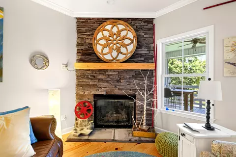 Living - 287 Santee Dr, Santee, SC 29142 photo 4 of 5