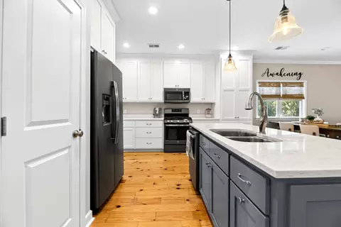 Kitchen - 287 Santee Dr, Santee, SC 29142 photo 1 of 6