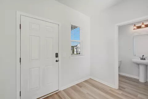 Entry Way - 705 Mcroy St, Moncks Corner, SC 29461 photo 3 of 4