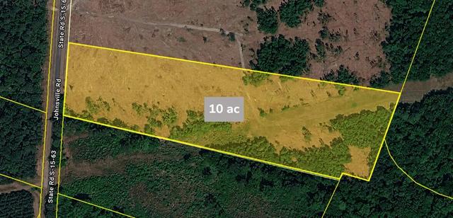 1462 Johnsville Rd, Smoaks, SC 29481