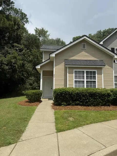 232 Brookshire Rd, Goose Creek, SC 29445