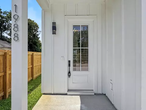 1988 Irving Ave, North Charleston, SC 29405