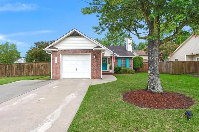 8578 Brookforest Dr, Charleston, SC 29406