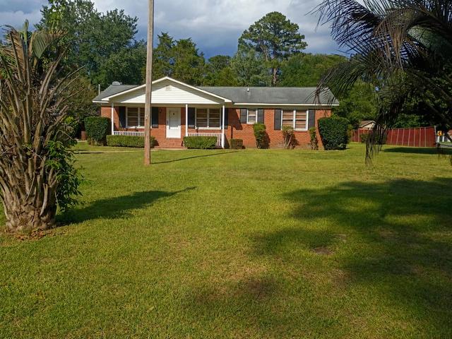 1247 Peurifoy Rd, Walterboro, SC 29488