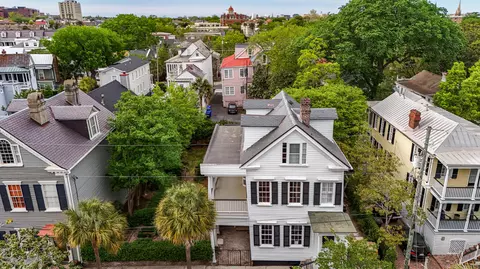 18 Trumbo St, Charleston, SC 29401