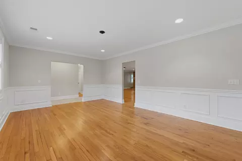 Living - 116 N Winter St, Moncks Corner, SC 29461 photo 2 of 4