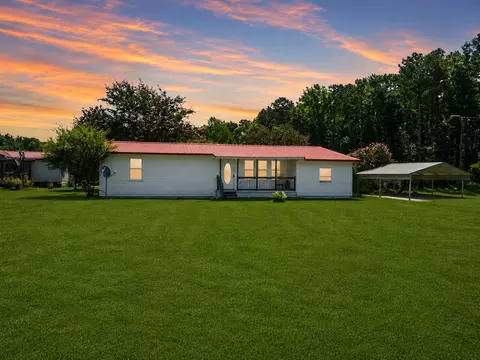 2571 Camden Rd, Holly Hill, SC 29059