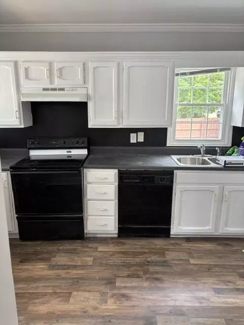 Kitchen - 202 Carolina Ave, Moncks Corner, SC 29461 photo 1 of 1