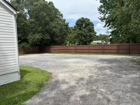 Exterior - 202 Carolina Ave, Moncks Corner, SC 29461 photo 4 of 5