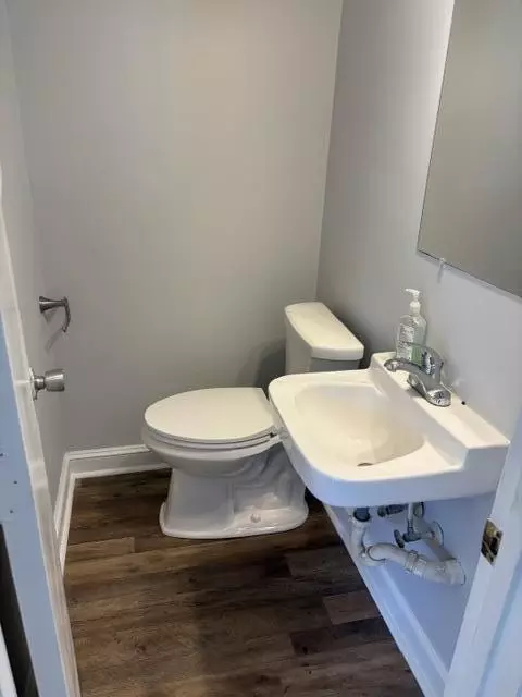 Bath - 202 Carolina Ave, Moncks Corner, SC 29461 photo 1 of 1