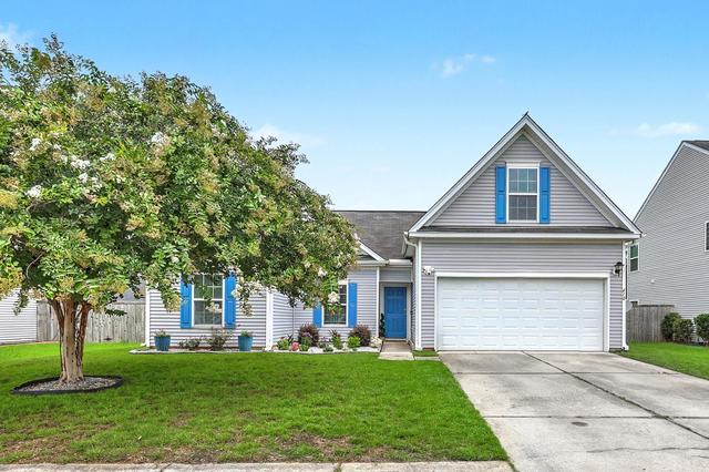 410 Gianna Ln, Goose Creek, SC 29445