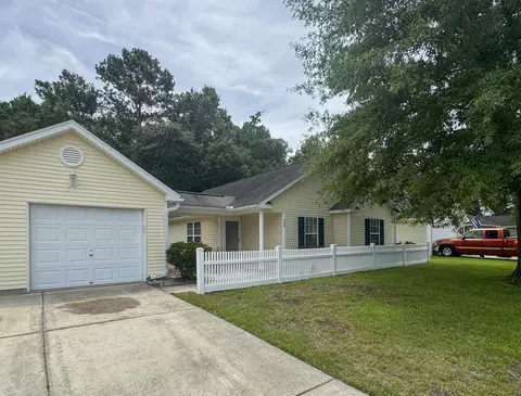 209 Moon Dance Ln, Summerville, SC 29483