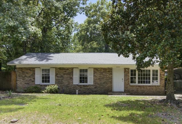 2621 Myrtis Ln, North Charleston, SC 29406