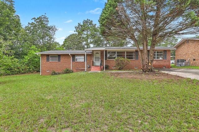 1944 Quaker, Columbia, SC 29223