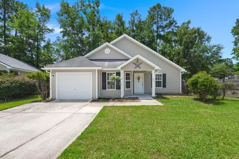 132 Coronet St, Summerville, SC 29483