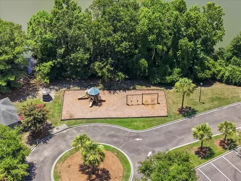 View/Area - 302 Lakewind Dr, Moncks Corner, SC 29461 photo 7 of 8