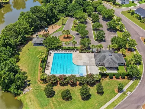 Exterior - 302 Lakewind Dr, Moncks Corner, SC 29461 photo 5 of 16