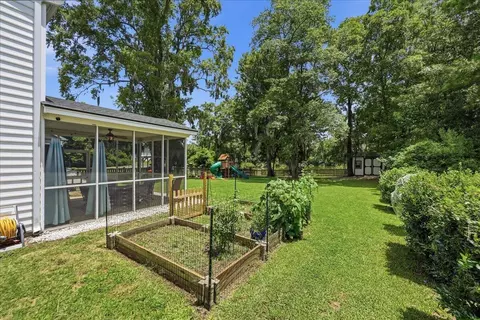 Exterior - 302 Lakewind Dr, Moncks Corner, SC 29461 photo 9 of 16
