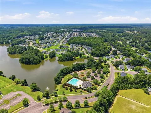 View/Area - 302 Lakewind Dr, Moncks Corner, SC 29461 photo 6 of 8