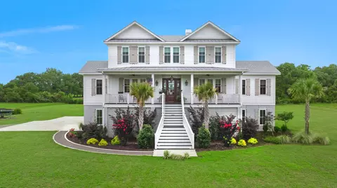 2860 Anchor Watch Dr, Wadmalaw Island, SC 29487