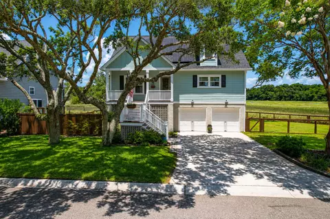 1463 Harborsun Dr, Charleston, SC 29412