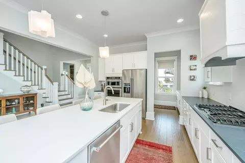 Kitchen - 3640 Tidal Flat Cir, Mount Pleasant, SC 29466 photo 2 of 7