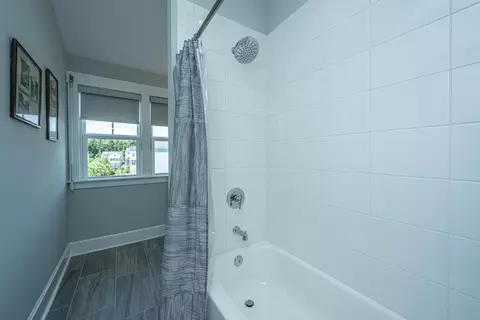 Bath - 3640 Tidal Flat Cir, Mount Pleasant, SC 29466 photo 6 of 8