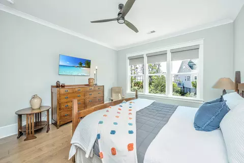 Bedroom - 3640 Tidal Flat Cir, Mount Pleasant, SC 29466 photo 2 of 5