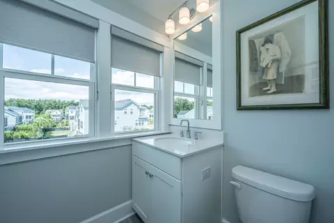 Bath - 3640 Tidal Flat Cir, Mount Pleasant, SC 29466 photo 5 of 8