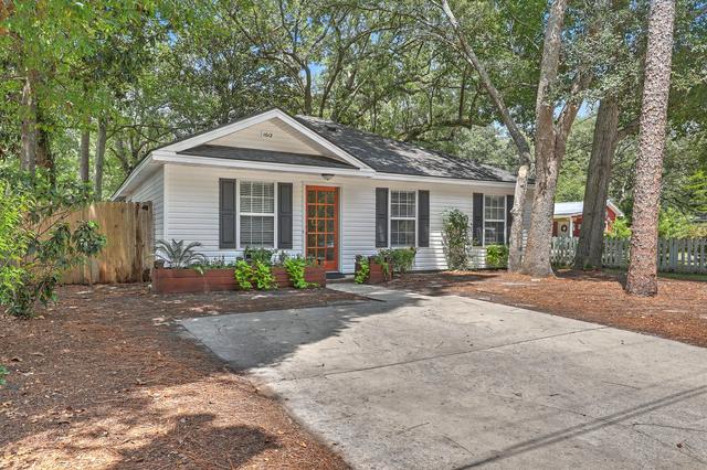 1612 Poinsettia Rd, Charleston, SC 29407