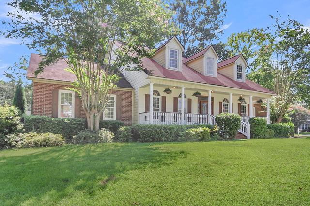 101 Batavia Ct, Goose Creek, SC 29445