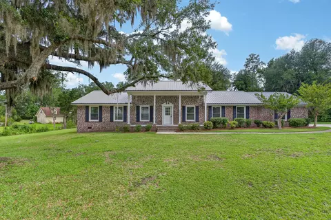 1322 Old Fort Rd, Moncks Corner, SC 29461