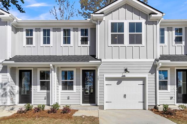 149 Berry Shoals Dr, Summerville, SC 29485