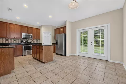 Kitchen - 289 Oglethorpe Cir, Moncks Corner, SC 29461 photo 1 of 5
