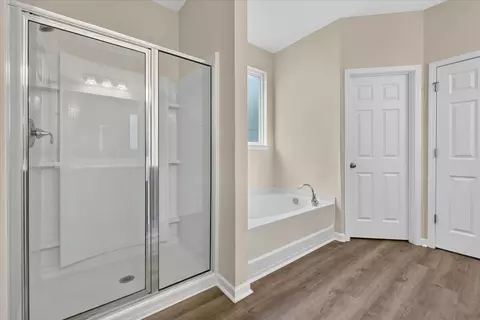 Bath - 289 Oglethorpe Cir, Moncks Corner, SC 29461 photo 1 of 3