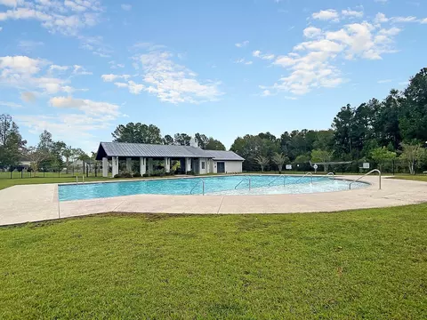 Exterior - 289 Oglethorpe Cir, Moncks Corner, SC 29461 photo 4 of 7