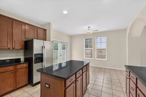 Kitchen - 289 Oglethorpe Cir, Moncks Corner, SC 29461 photo 4 of 5
