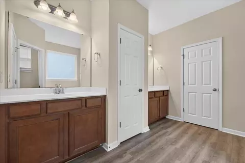 Entry Way - 289 Oglethorpe Cir, Moncks Corner, SC 29461 photo 6 of 8