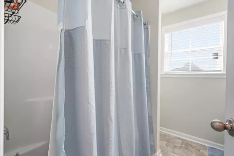 Bath - 290 Red Leaf Blvd, Moncks Corner, SC 29461 photo 3 of 5