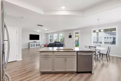Entry Way - 290 Red Leaf Blvd, Moncks Corner, SC 29461 photo 3 of 6